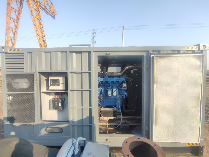 建湖柴油发电机组的机油多久更换一次比较合适？