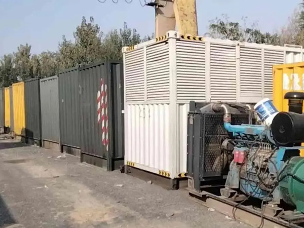 建湖200KW柴油发电机机组每小时油耗是多少?